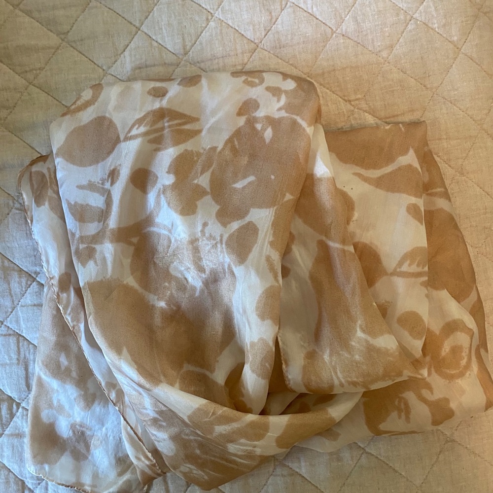 Michael stars silk floral scarf - Picture 6 of 7